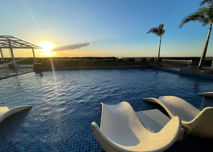 Luxurious 3br In Bay Beside Okada * Manilla